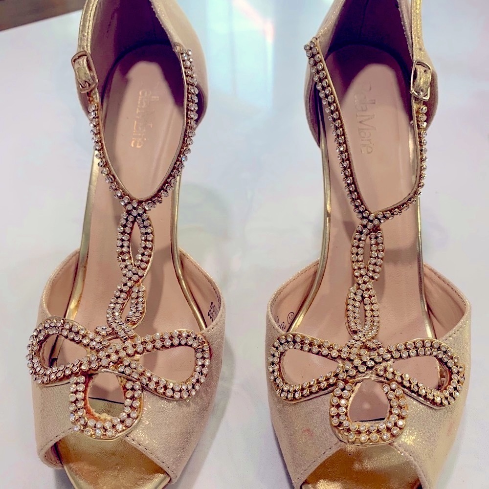 Evening Bella Gold Studded Embellished Pumps